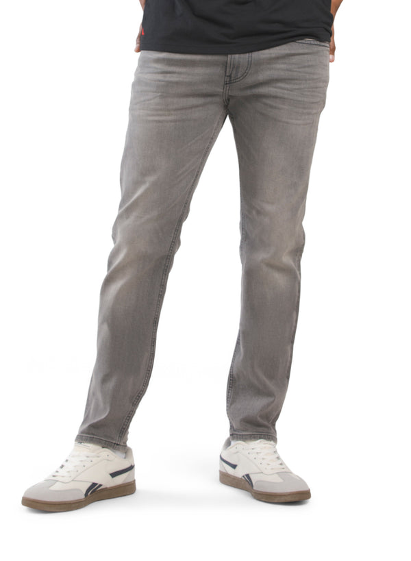 DIESEL
Thommer Slim Fit Jeans